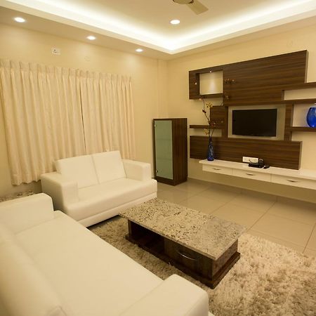 Benaka Suites バンガロール エクステリア 写真